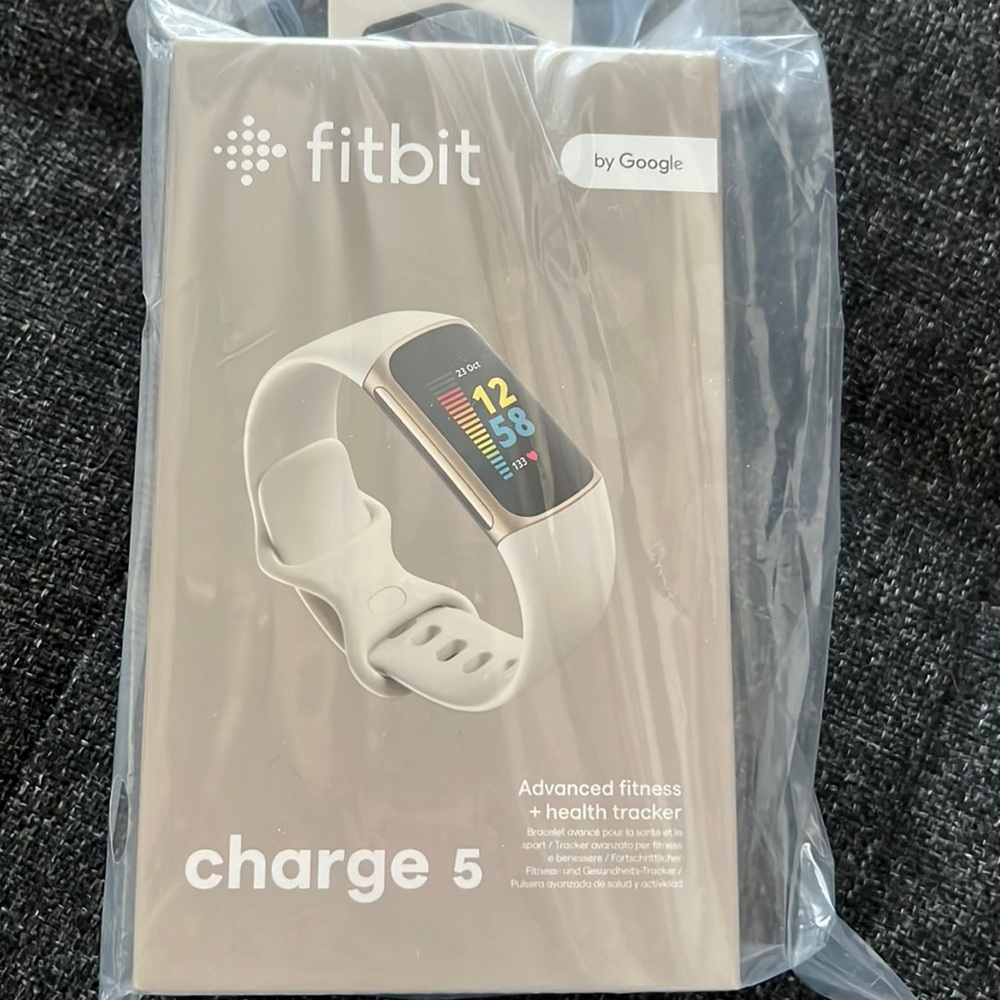 Charge 5 Fitbit. Brand new. Received 2 as gifts and I missed the returned date.